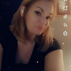 Meet your Posher, Candice